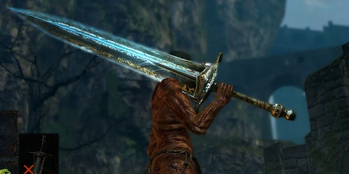 Слово сильнее меча. Dark Souls Moonlight Greatsword. Дарк соулс меч лунного света. Moonlight Greatsword. Лунный меч Dark Souls 1.