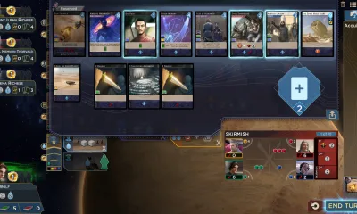 Lutando contra oponentes no jogo de estratégia de construção de deck Dune Imperium.