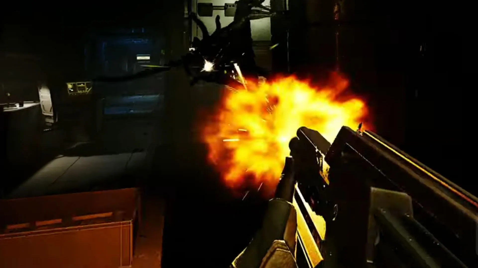 Våben skyder ild mod en xenomorf