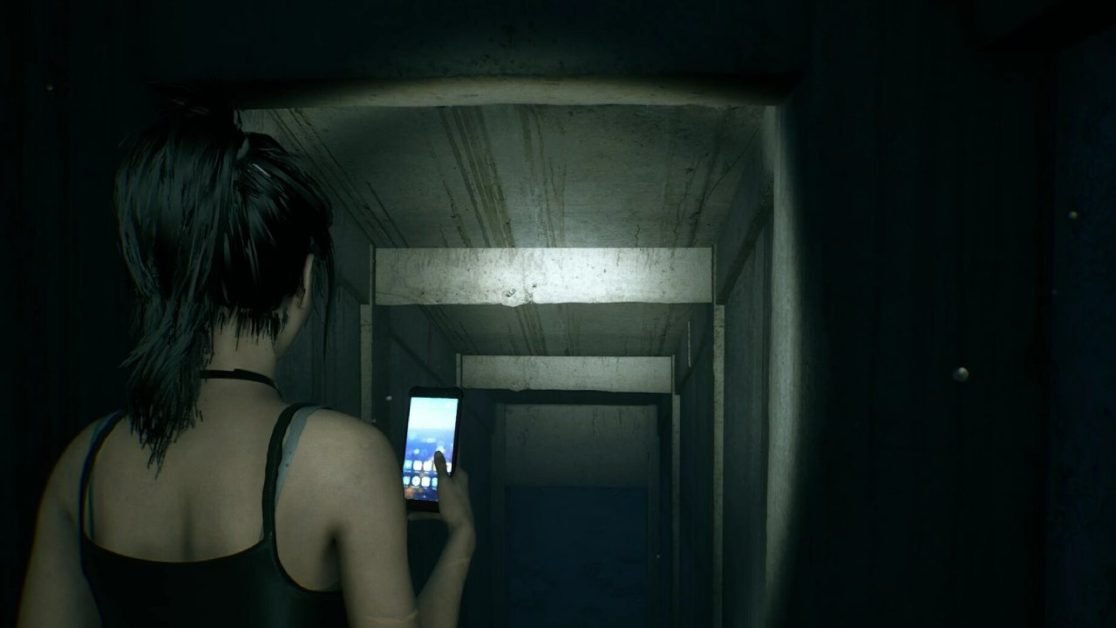 DreadOut 3 protagonist entering narrow passage with flashlight