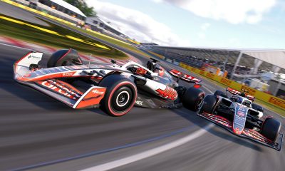 SteamレースゲームでF1カーがトラックを高速で走る
