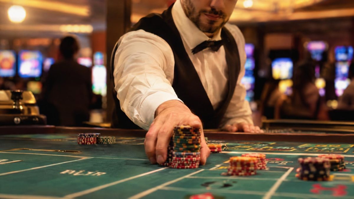 MGM Resorts to Remain Standalone as People Incorporated Withdraws Bid
